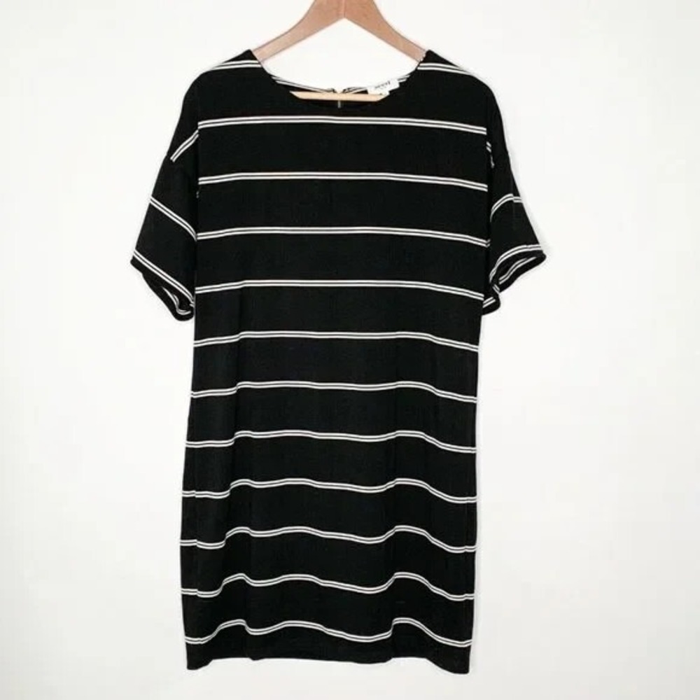 Seed Heritage Black Striped Soft Knit Bell Sleeve Dress Size Small Zipper‎